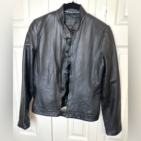 FINITY STUDIO Black Soft Leather Jacket Moto Motorcycle Classic Closet Staple - Picture 2 of 10